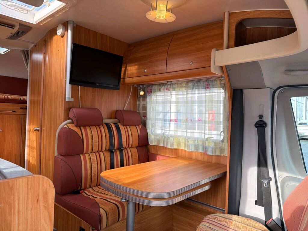 Bürstner Marano T 575 2009 Valkoinen