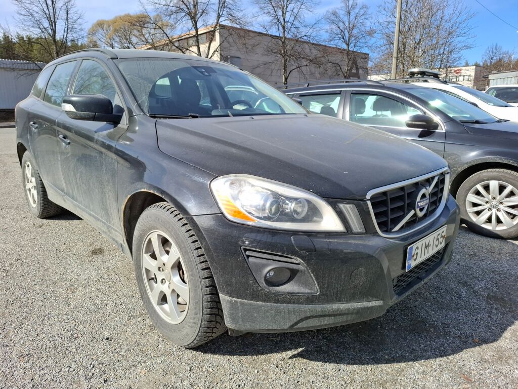 Volvo XC60 2009 Musta