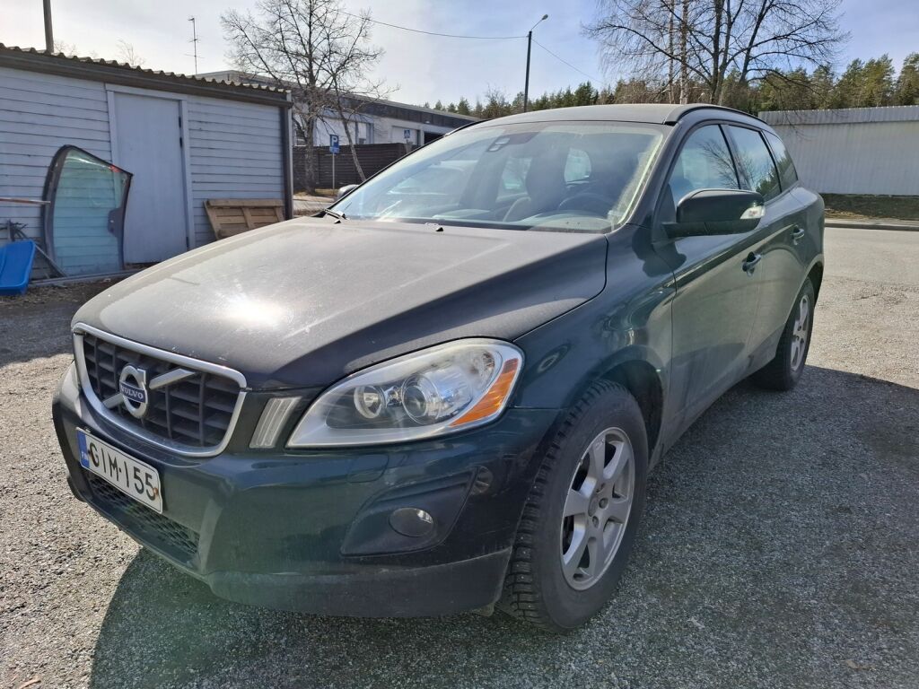 Volvo XC60 2009 Musta