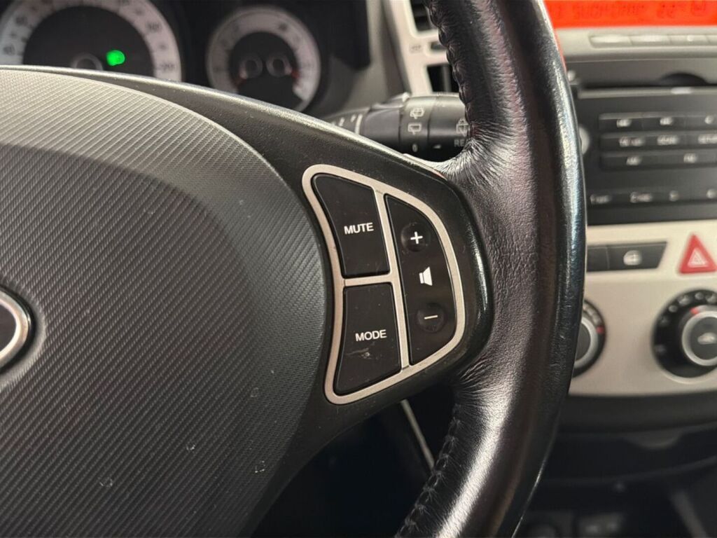Kia Ceed 2009 Punainen