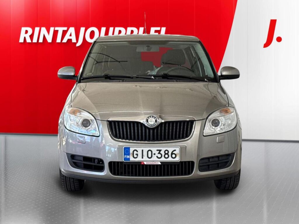 Skoda Fabia 2009 Ruskea (beige)