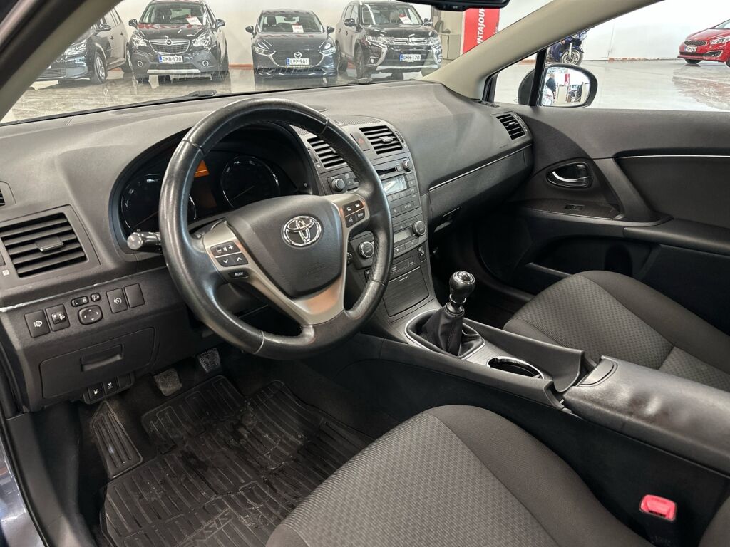 Toyota Avensis 2010 Sininen
