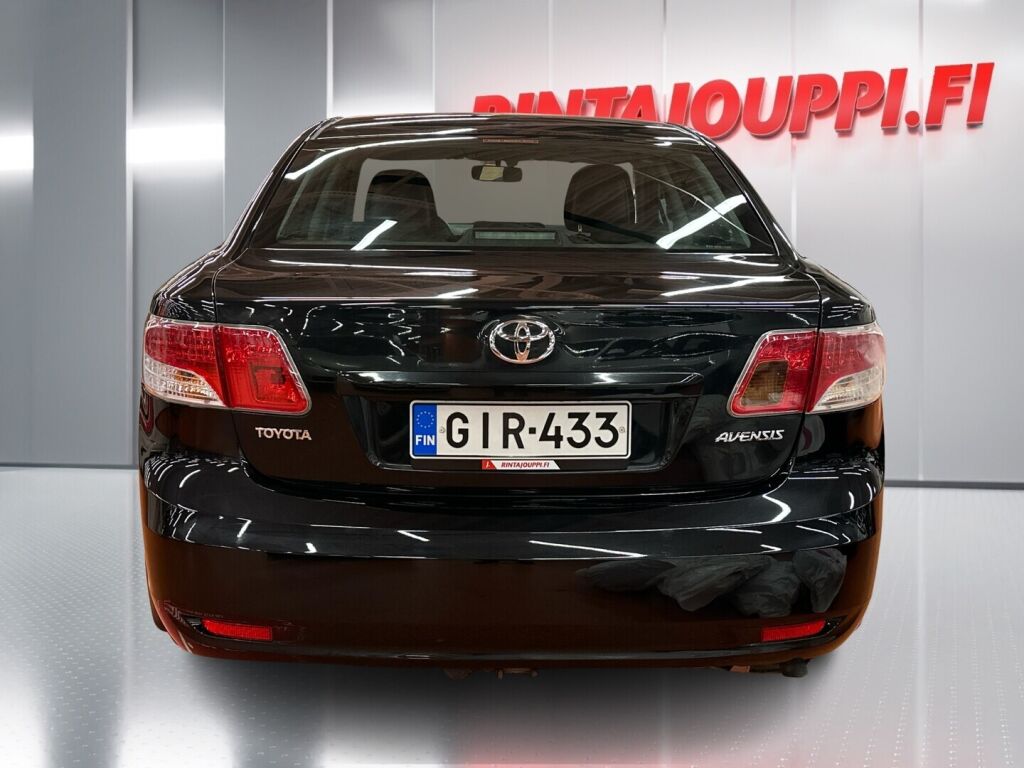Toyota Avensis 2009 Musta