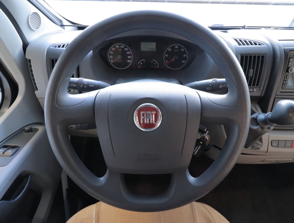 Carado A 160 2010 Valkoinen