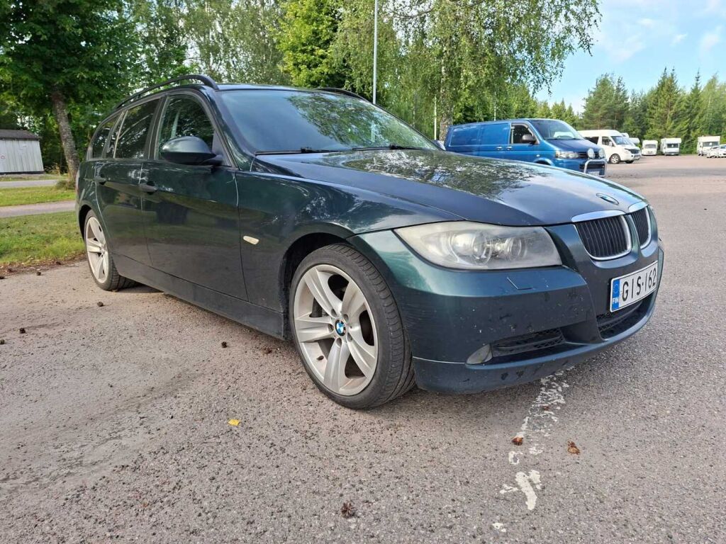 BMW 320 2005 Vihreä