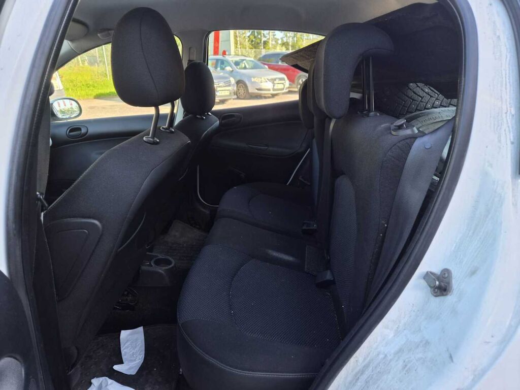 Peugeot 206+ 2009 Valkoinen
