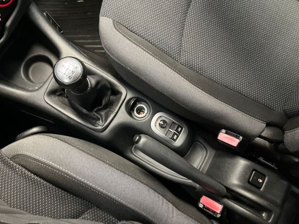 Peugeot 206+ 2009 Valkoinen