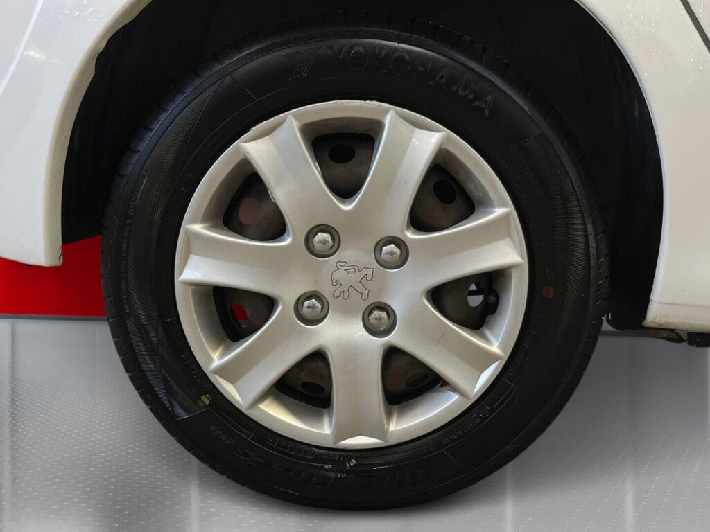 Peugeot 206+ 2009 Valkoinen