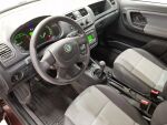 Skoda Fabia 2010 Punainen