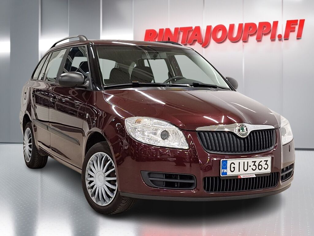 Skoda Fabia 2010 Punainen