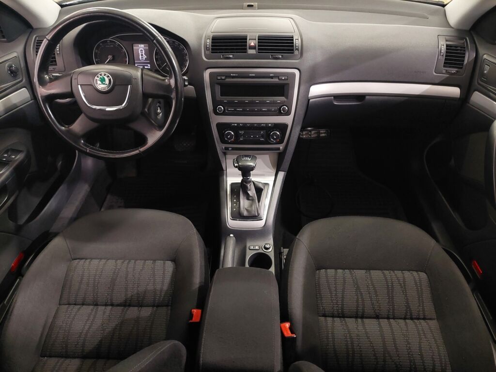 Skoda Octavia 2009 Harmaa
