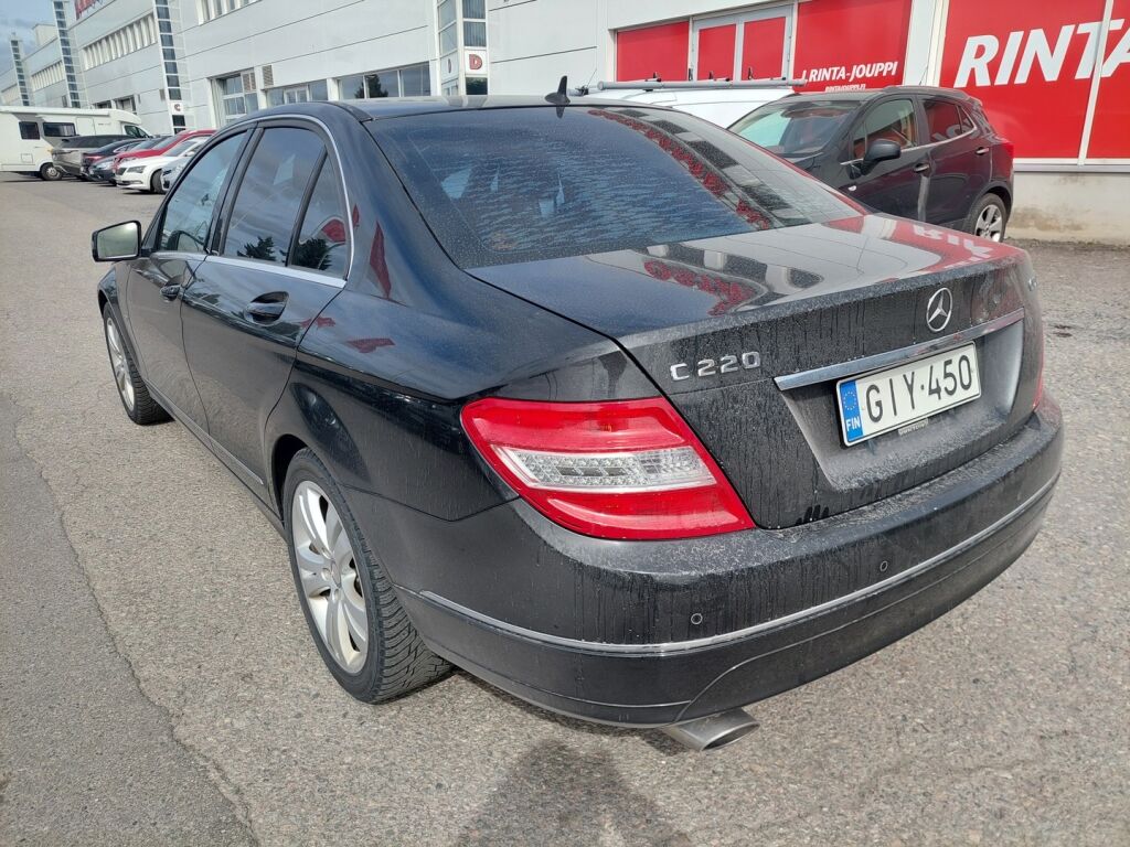 Mercedes-Benz C 2010 Musta
