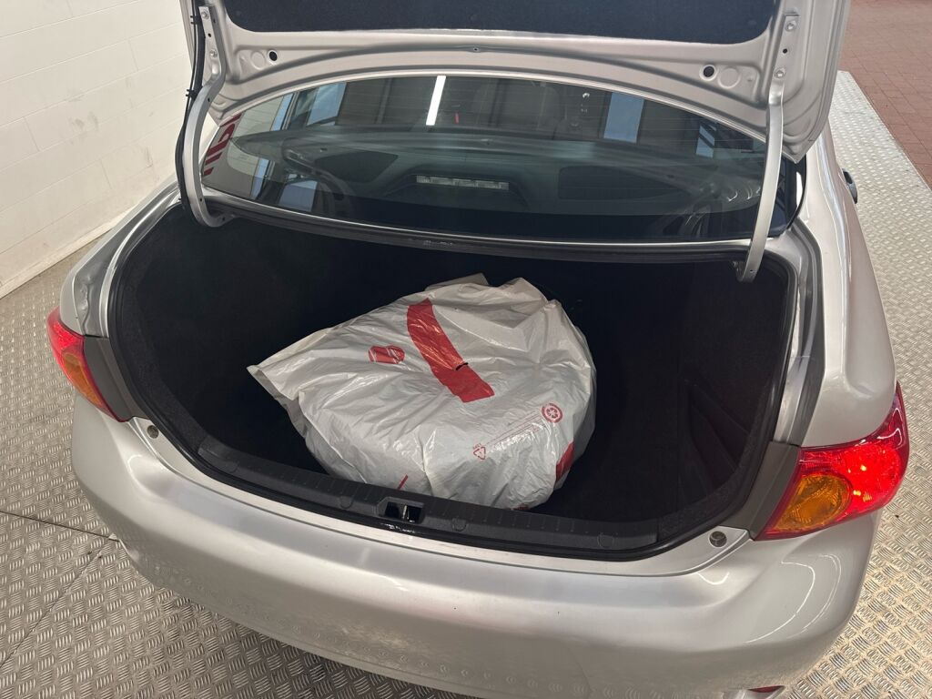 Toyota Corolla 2010 Hopea