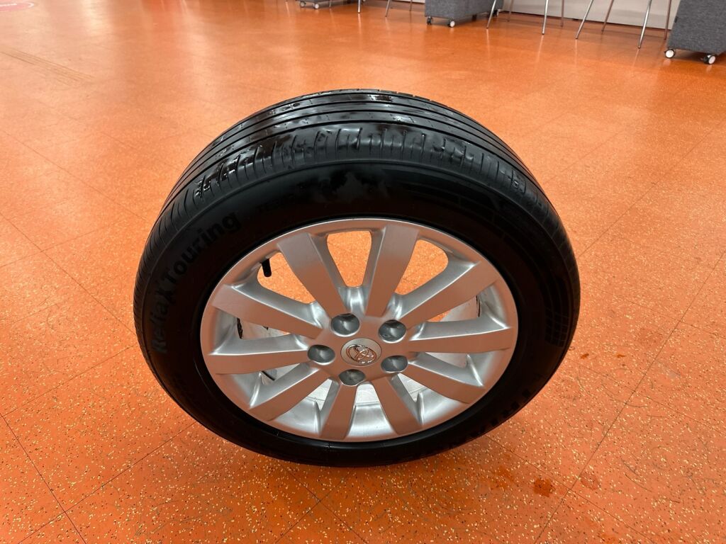 Toyota Corolla 2010 Musta