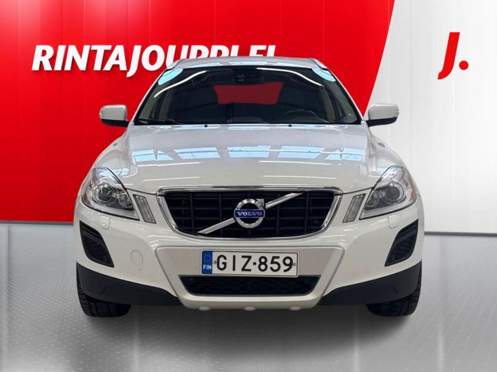 Volvo XC60 2010 Valkoinen