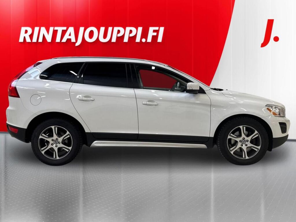 Volvo XC60 2010 Valkoinen
