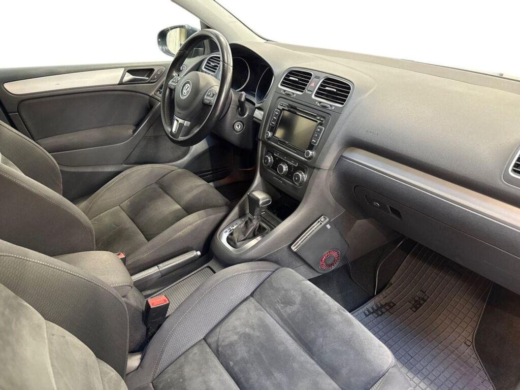 Volkswagen Golf 2010 Sininen