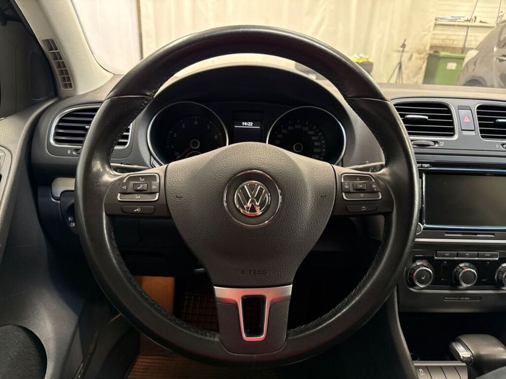 Volkswagen Golf 2010 Sininen
