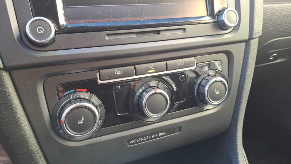 Volkswagen Golf 2010 Sininen