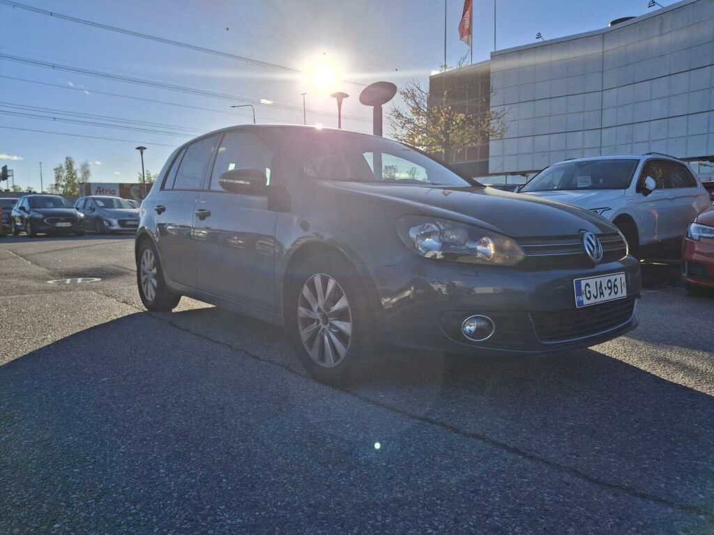Volkswagen Golf 2010 Sininen