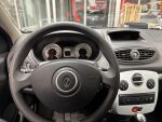 Renault Clio III 2010 Musta