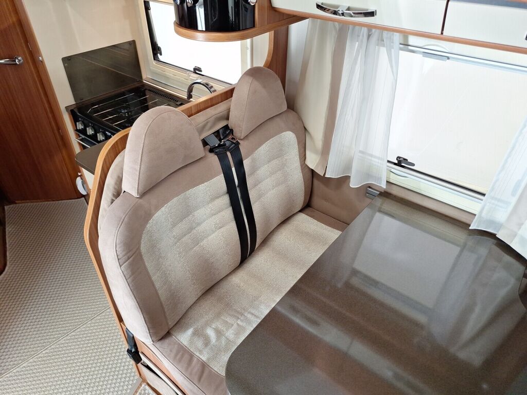 Adria Coral 2012 Harmaa