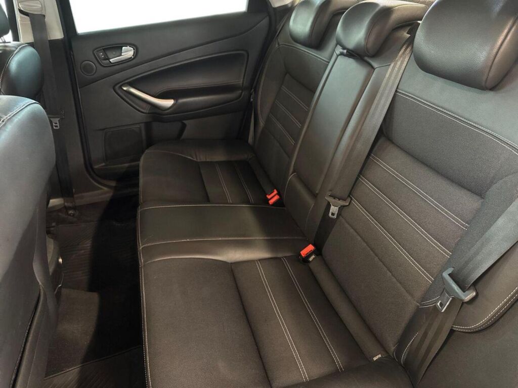 Ford Mondeo 2011 Harmaa