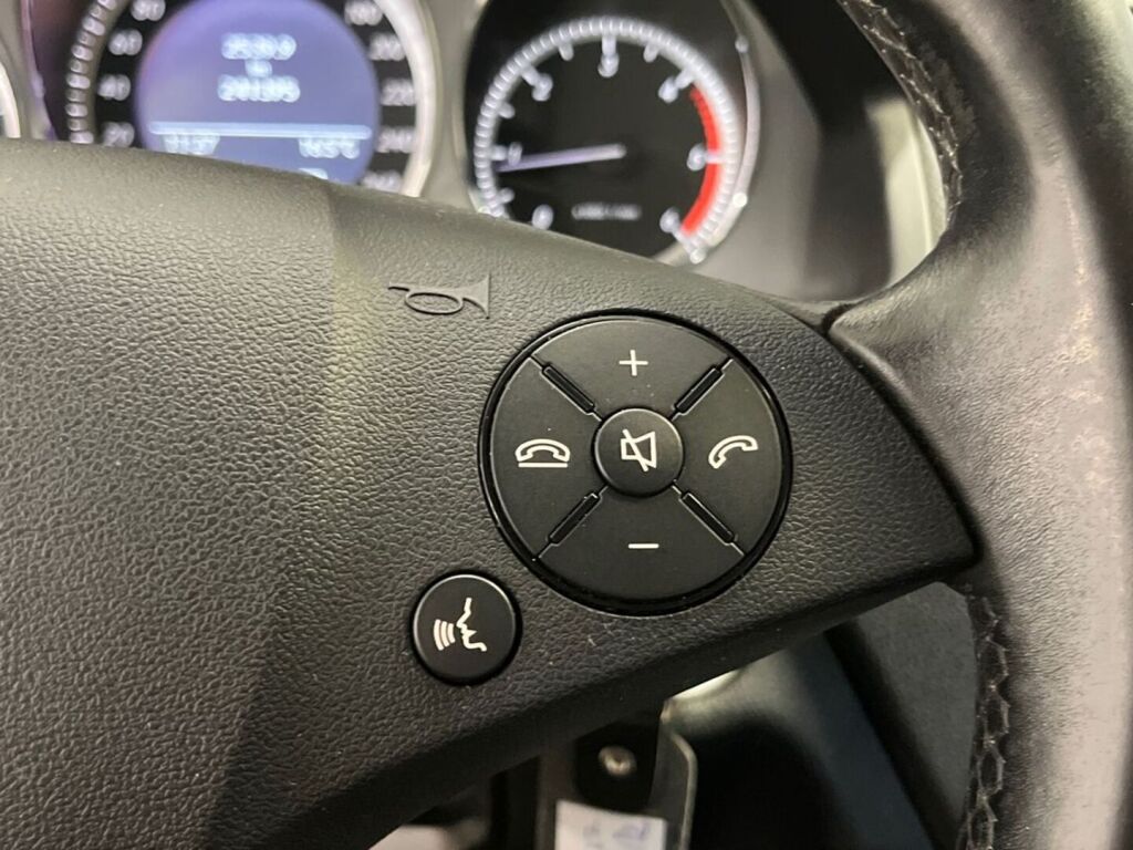 Mercedes-Benz C 2010 Harmaa