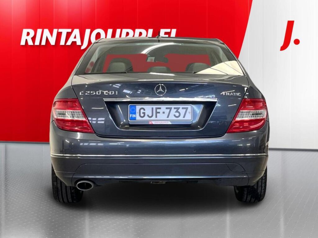 Mercedes-Benz C 2010 Harmaa