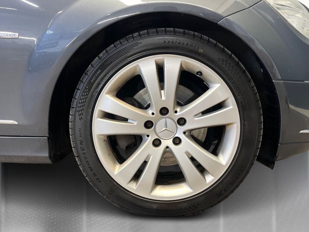 Mercedes-Benz C 2010 Harmaa
