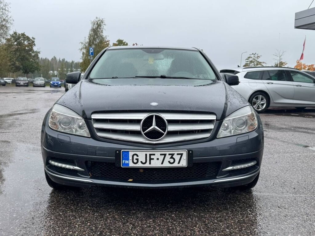 Mercedes-Benz C 2010 Harmaa