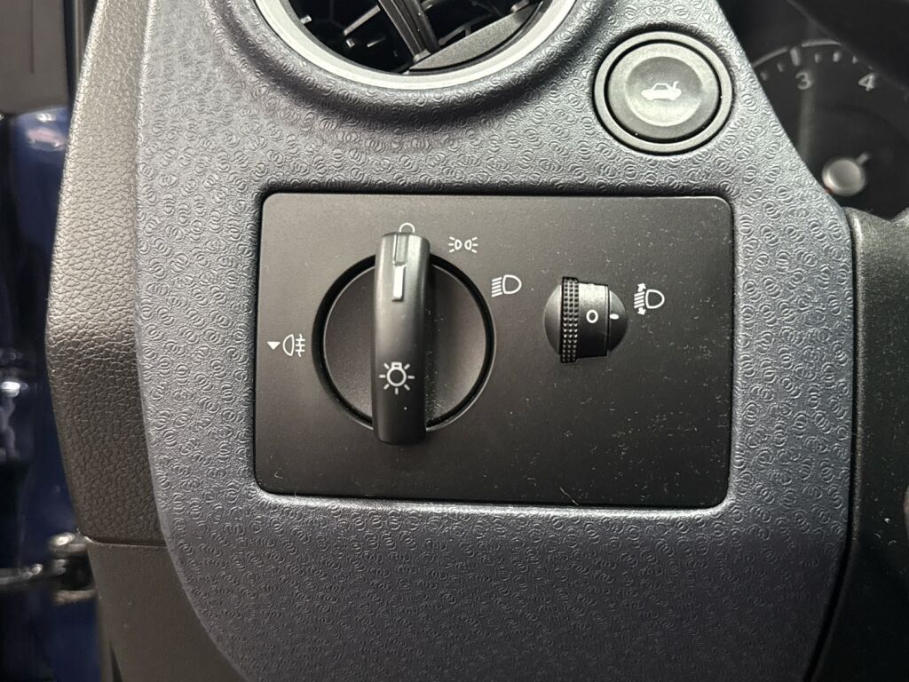 Ford Fusion 2010 Sininen