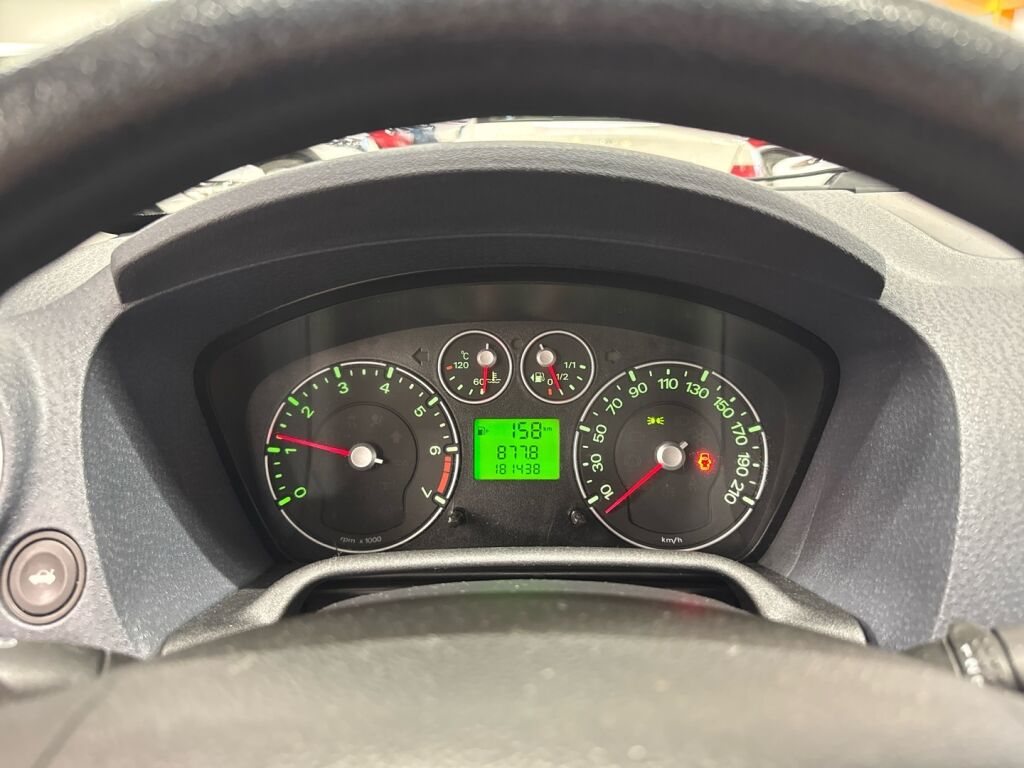 Ford Fusion 2010 Sininen