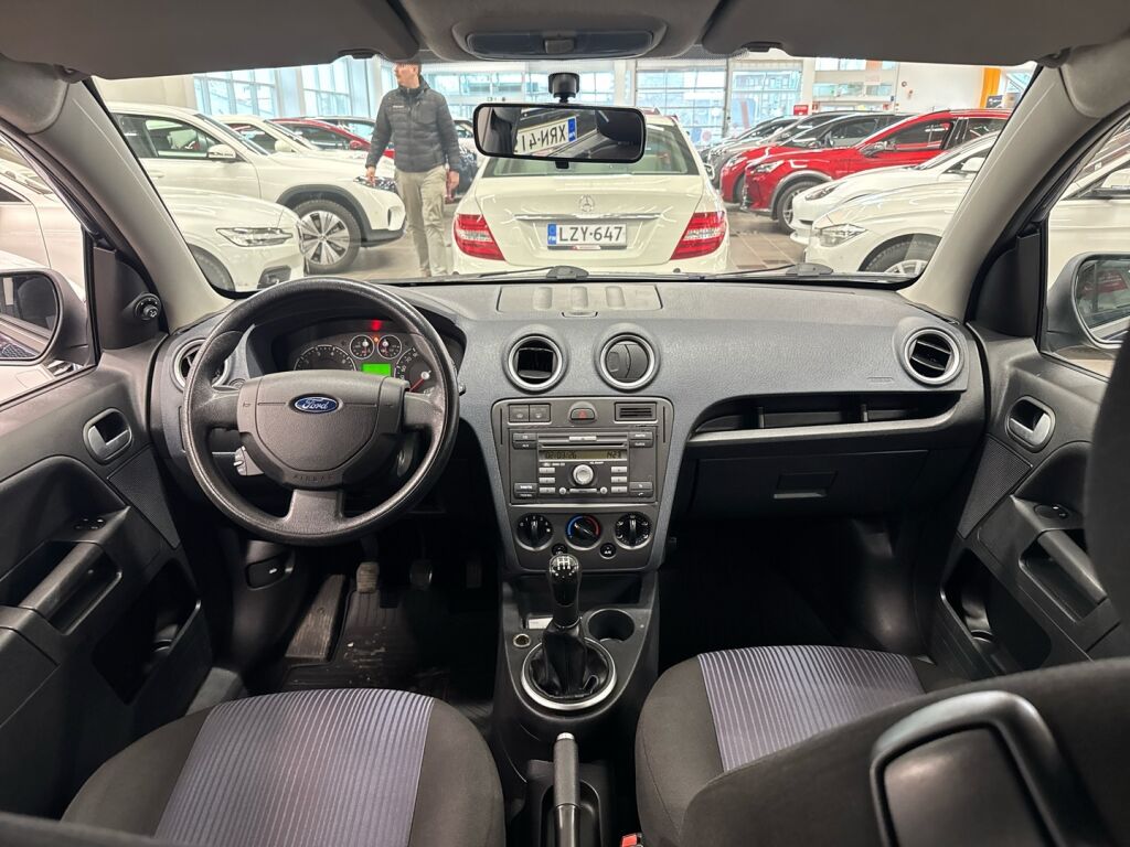 Ford Fusion 2010 Sininen