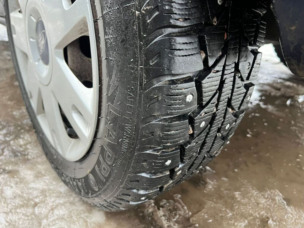 Ford Fusion 2010 Sininen