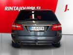 Mercedes-Benz E 2010 Harmaa