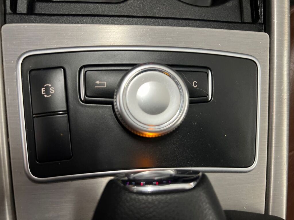 Mercedes-Benz E 2010 Harmaa