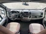 Adria MATRIX M 680 SP 2010 Valkoinen