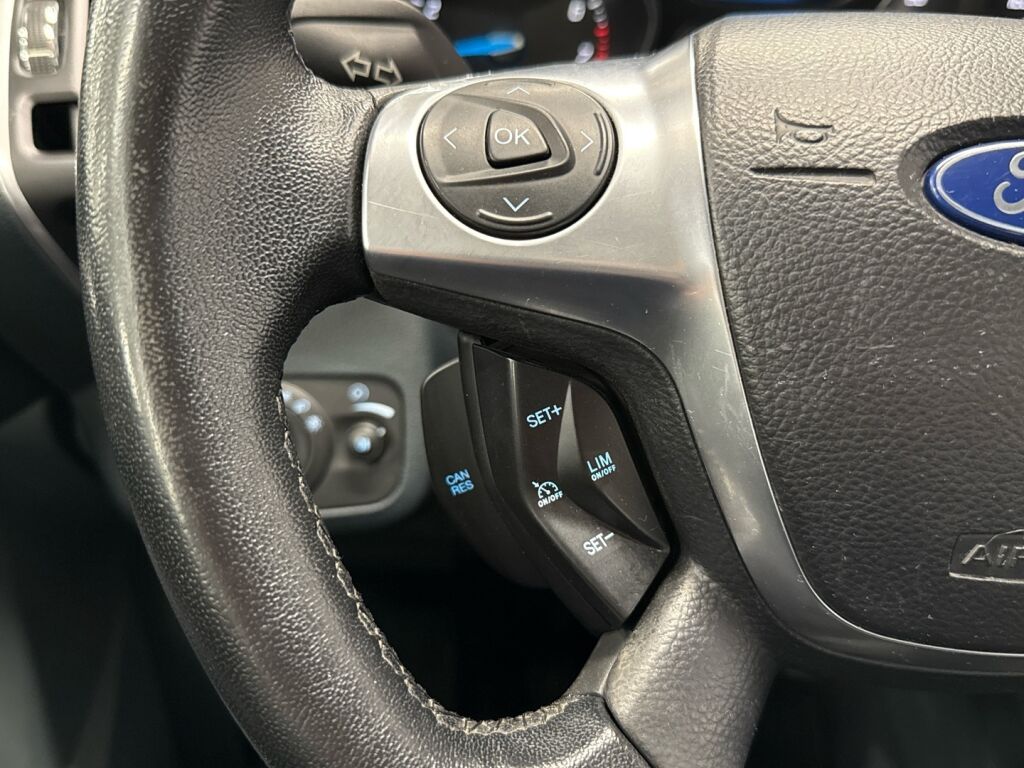 Ford Grand C-Max 2011 Punainen