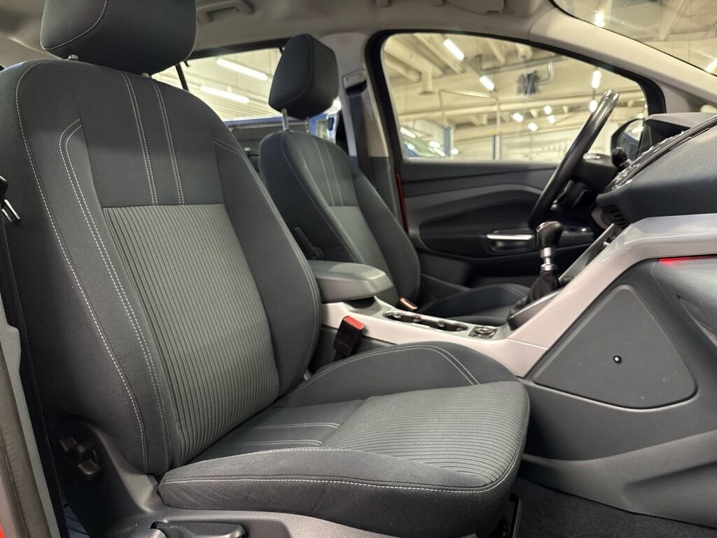 Ford Grand C-Max 2011 Punainen