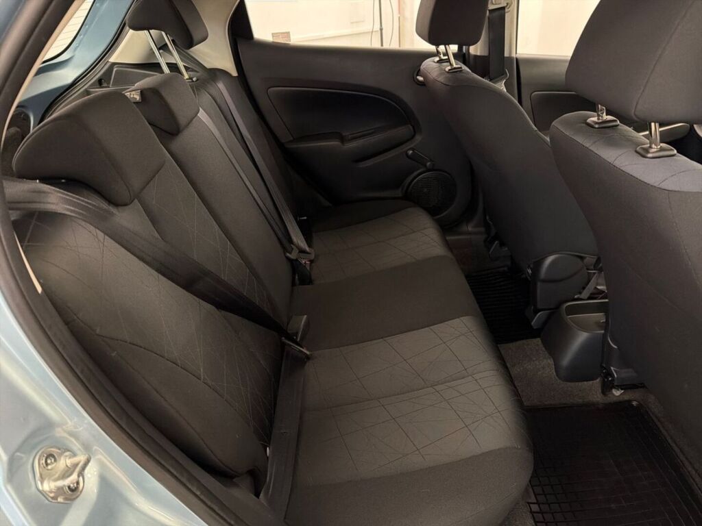 Mazda Mazda2 2011 Sininen