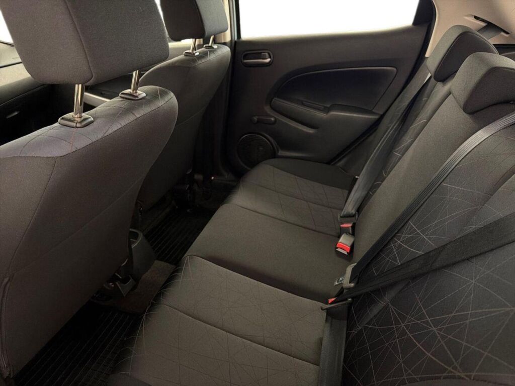 Mazda Mazda2 2011 Sininen