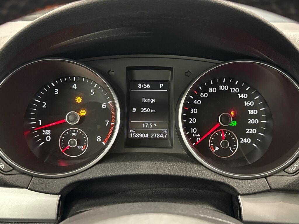 Volkswagen Golf 2011 Musta