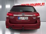 Subaru Legacy 2011 Punainen