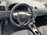 Toyota Avensis 2011 Hopea