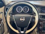 Volvo S60 2011 Oranssi