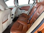 Volvo S60 2011 Oranssi