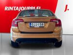Volvo S60 2011 Oranssi