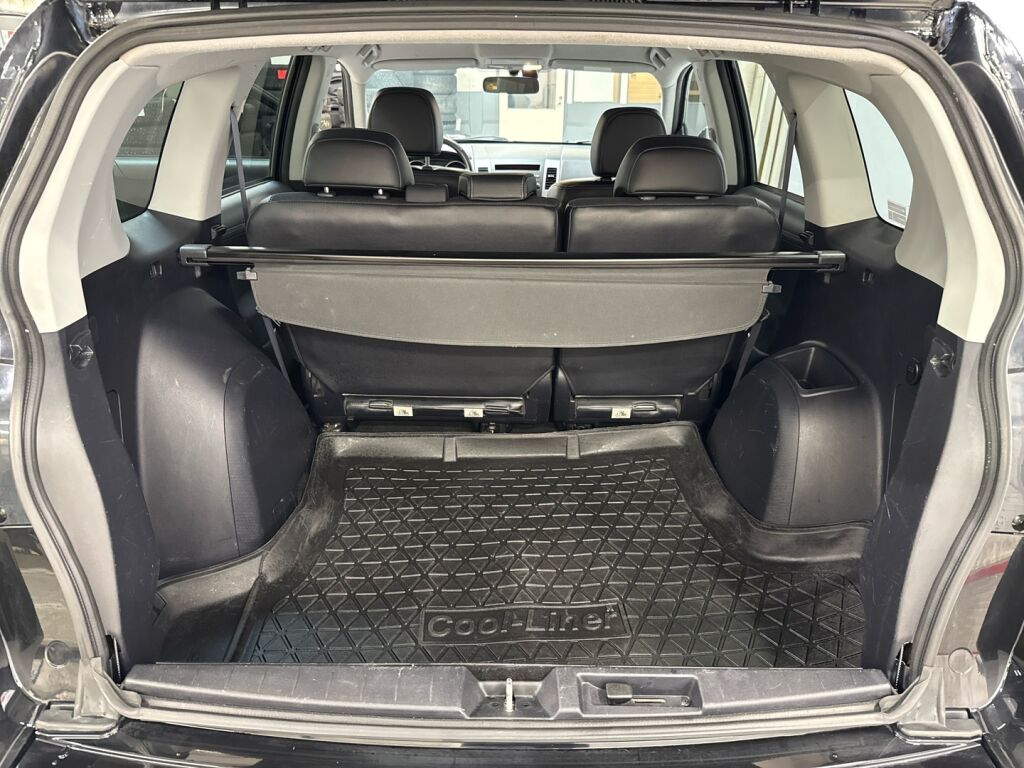 Mitsubishi Outlander 2011 Musta