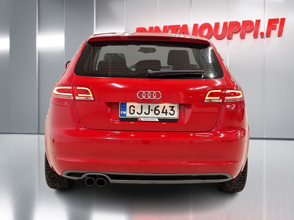 Audi A3 2010 Punainen